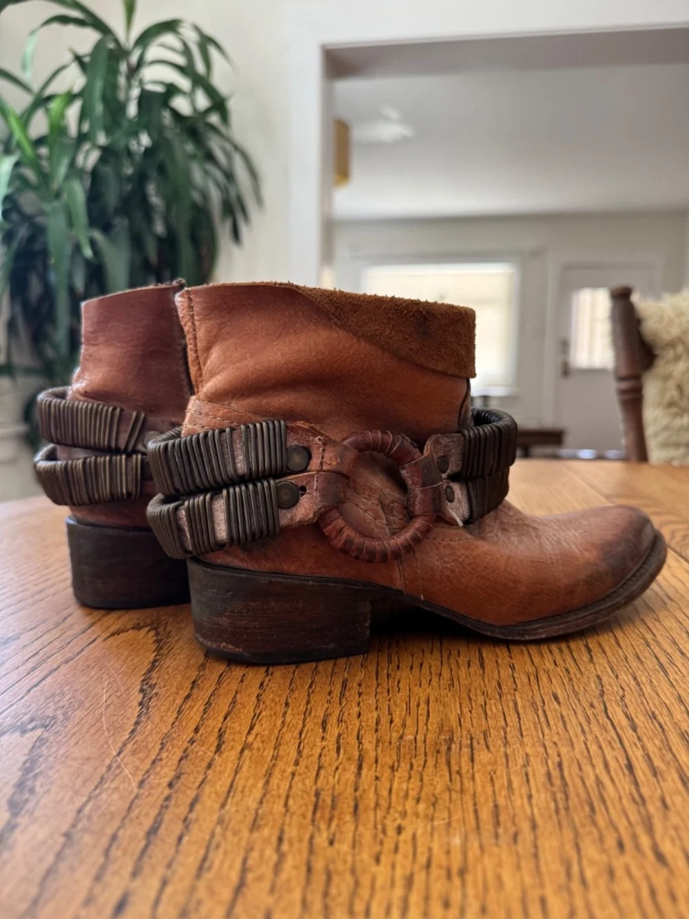 Freebird by Steven Women's Ankle Boots Size 7 Genuine Leather Metal Details